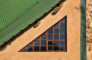window-414922_640